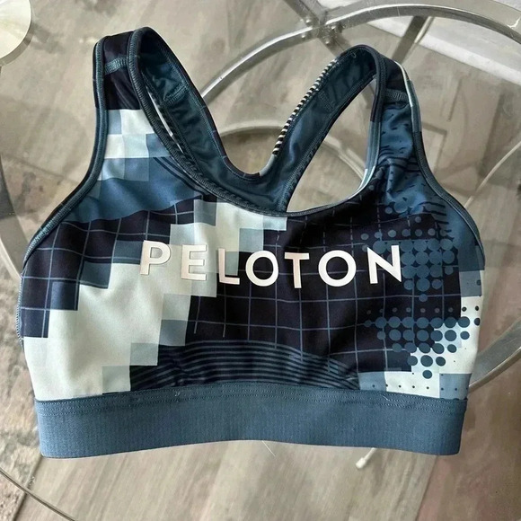 Pelotón Adidas sport bra size S - Picture 1 of 3